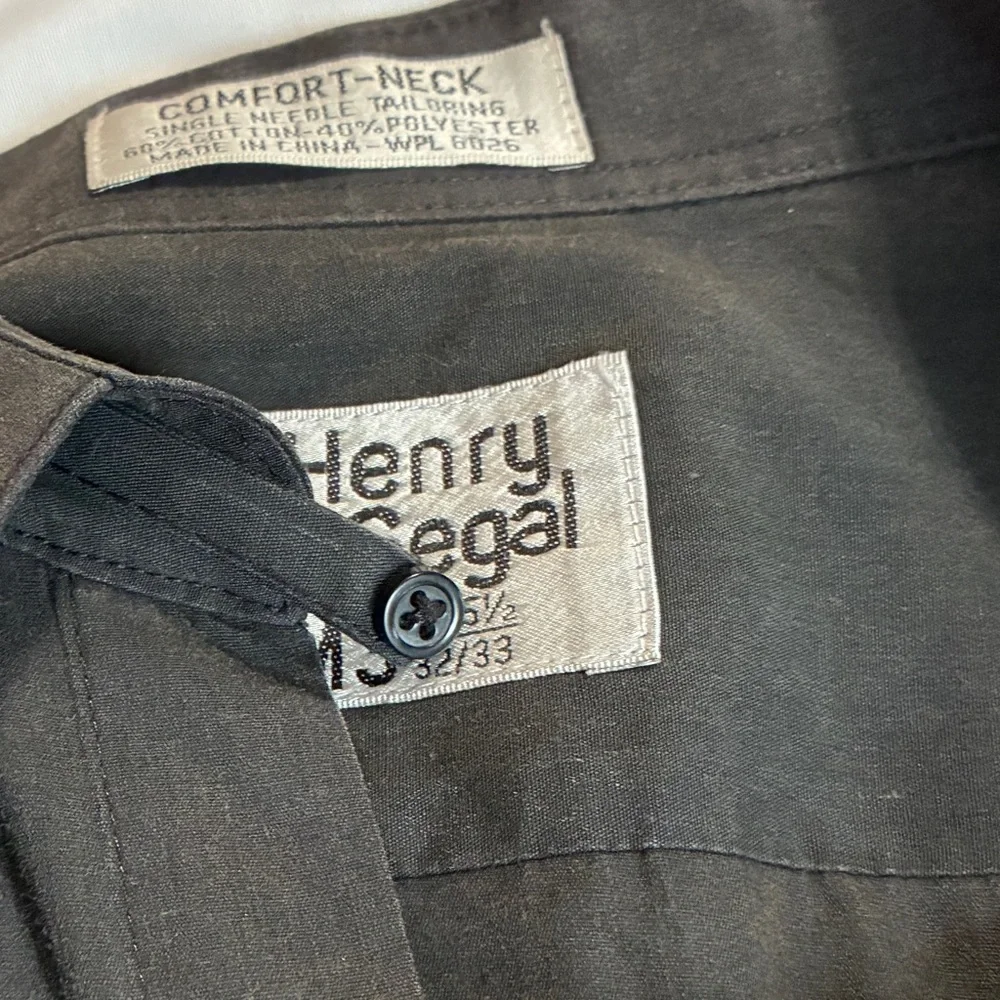 Kyle Thomas by Henry Segal Men's Button-Up Shirt. 15-15/5 - 32/33 Light charcoal